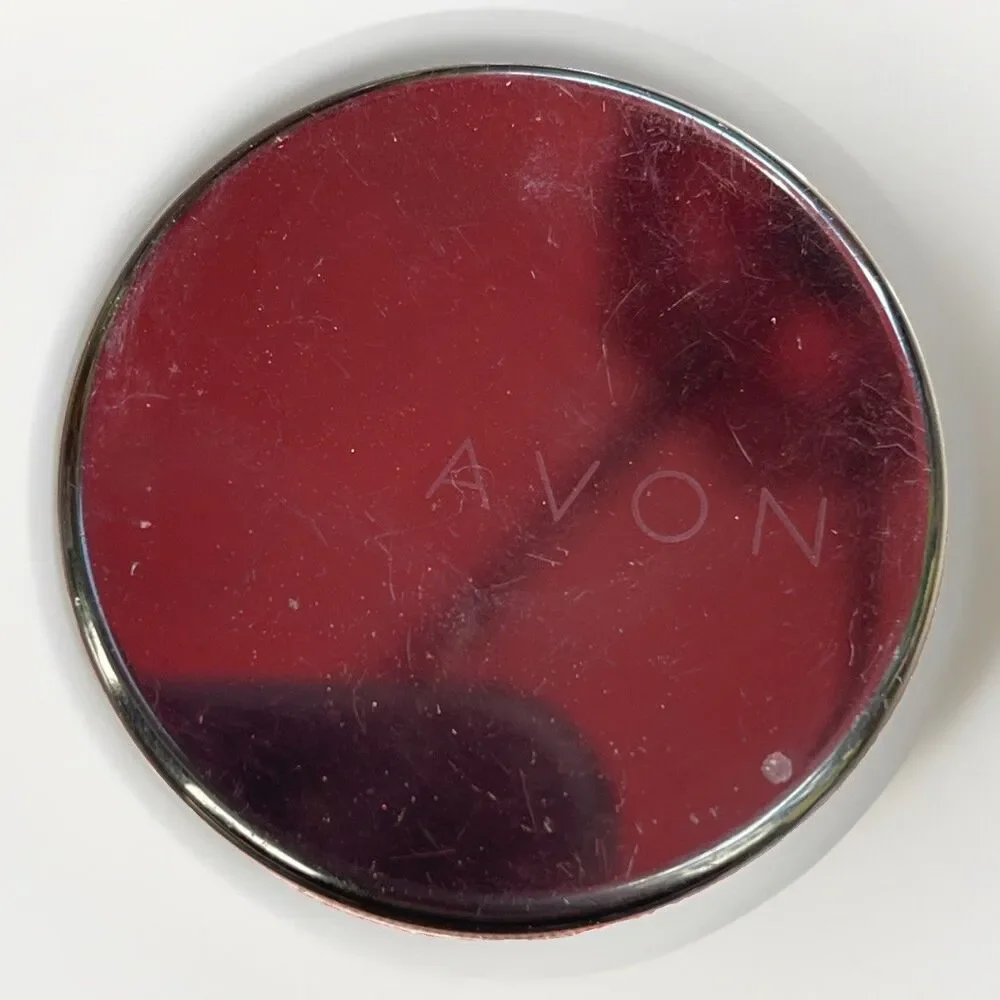 Avon Smooth Mineral Foundation Sand Beige M104